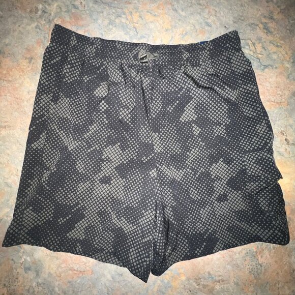 DSG Boys Athletic‎ Fit Shorts, XL, Black & Camo - Picture 1 of 9